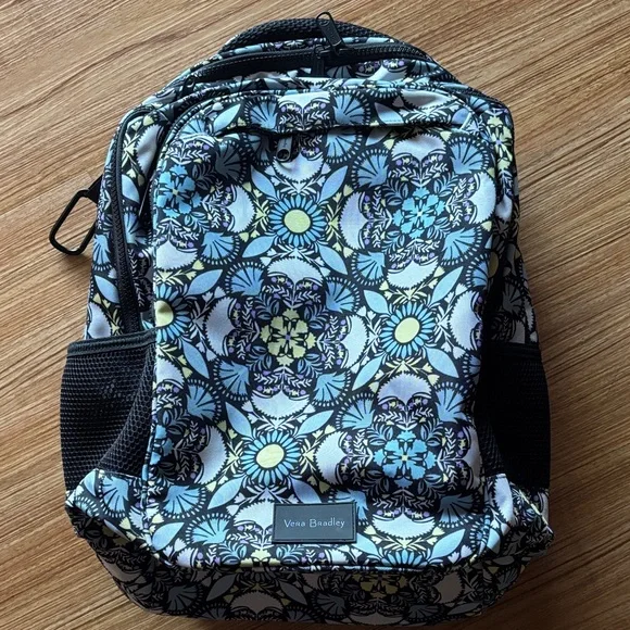 Vera Bradley “Plaza Medallion” Grand XL Backpack - Picture 1 of 16